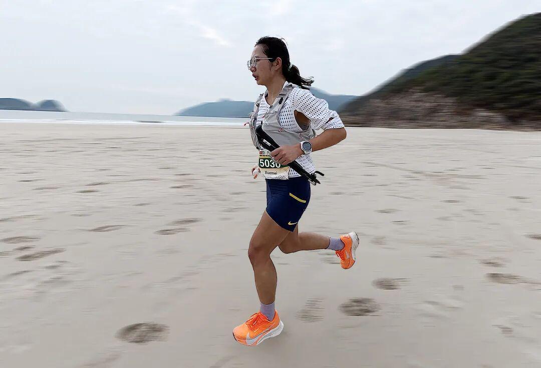 黄雪梅｜以港百夺冠的方式打开假期