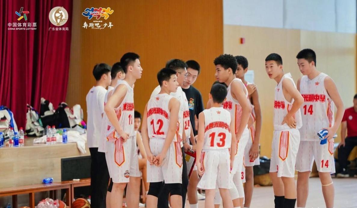 乐鱼vip注册-朱芳雨早已注意他3年，15岁身高2米07，11投全中，真是个好苗子