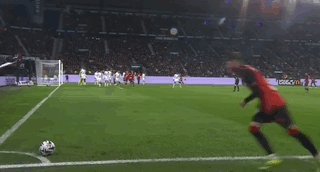 乐鱼体育APP-巴黎输球登贝莱开喷？恩叔：无人可凌驾俱乐部之上