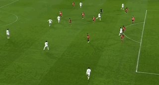 乐鱼体育APP-巴黎输球登贝莱开喷？恩叔：无人可凌驾俱乐部之上